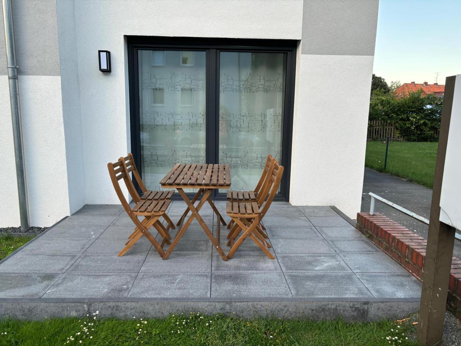 Davidoff-Apartment Seelze Buitenkant foto
